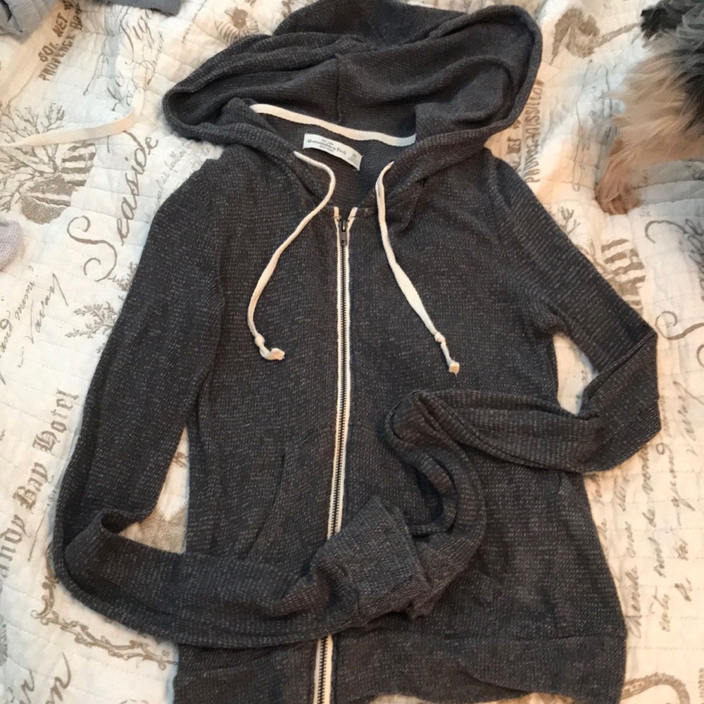 Thin jackets